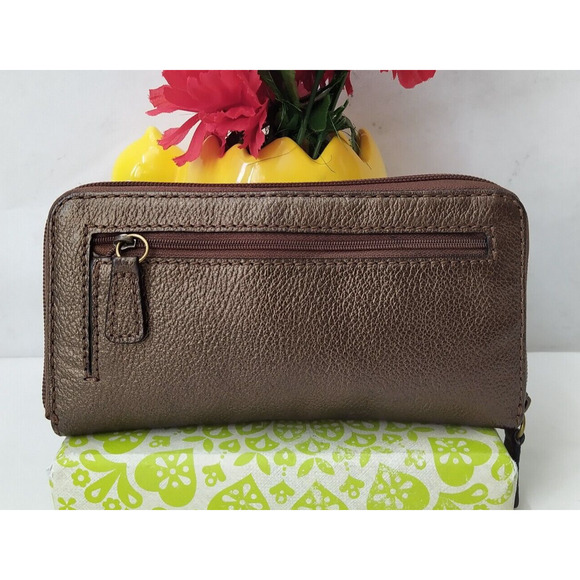 Fossil Metallic Brown Pebbled Leather Zip Around Credit Card ID Window Wallet - Picture 2 of 13